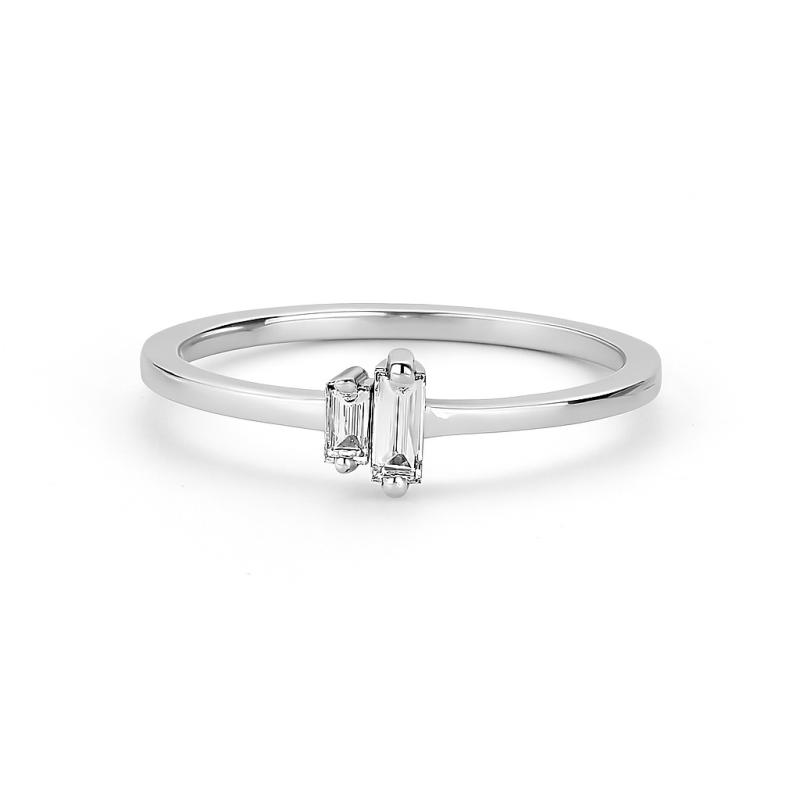 Elegant Baguette Diamond Ring