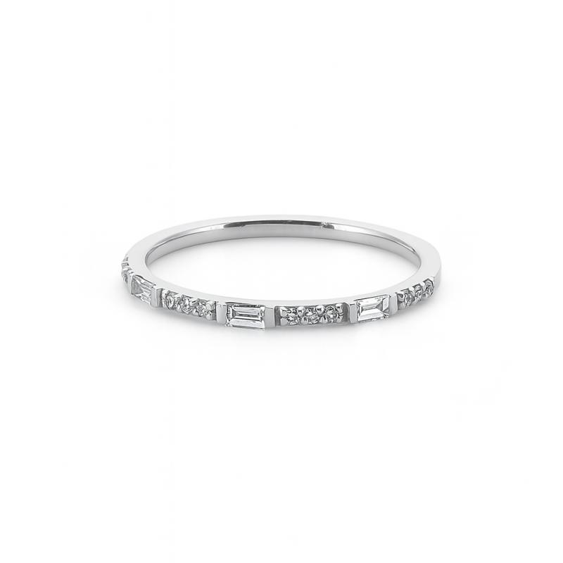 Baguette & Round Diamond Band