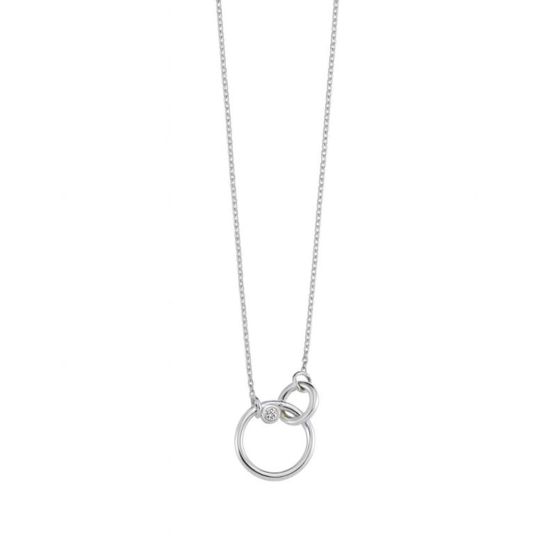 Diamond Interlocking Circle Pendant Necklace